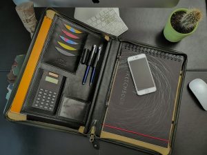 Business legal pad holder